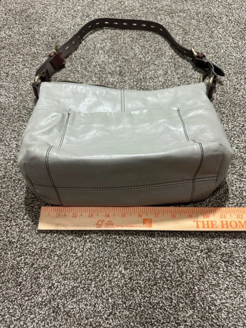 Hobo Charlie leather Shoulder Bag in Light Gray with Brown Strap